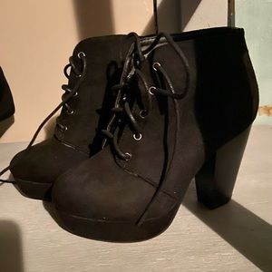 Ankle boots